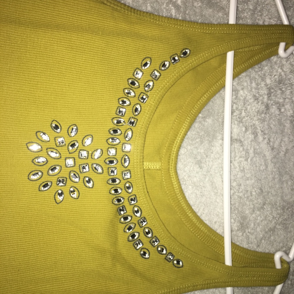 New York & Company pasty green tank top